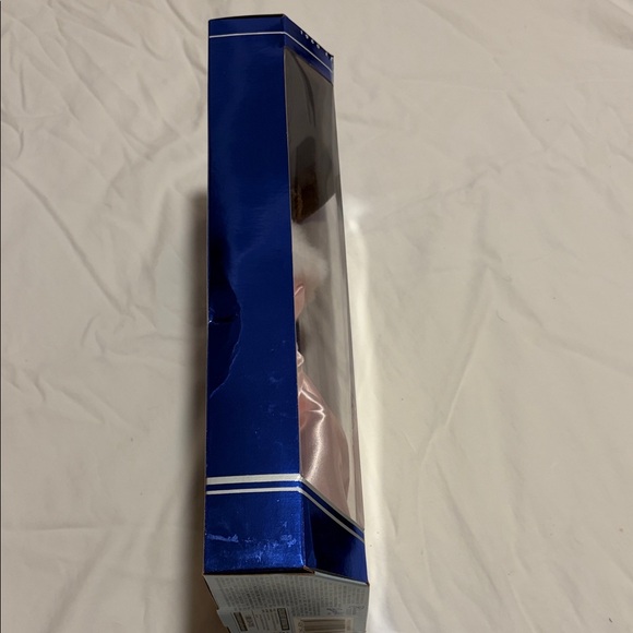 Barbie Enchanted Evening Doll - Pink and White - Picture 4 of 4